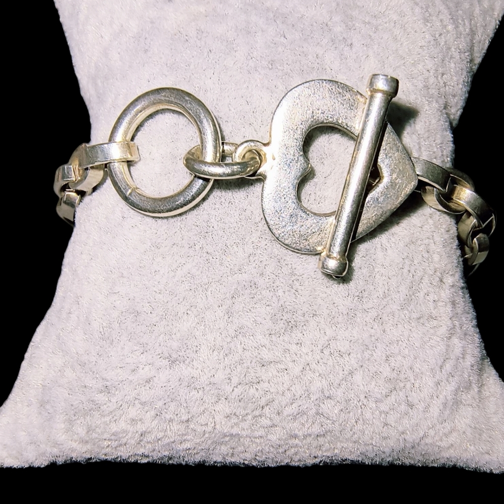 Silpada Sterling Silver Rolo Chain Heart Toggle Bracelet - Picture 8 of 12
